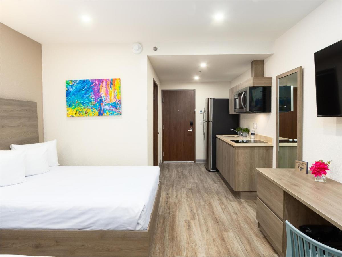 Hotel Mesaluna Short & Long Stay Ciudad Juárez Esterno foto